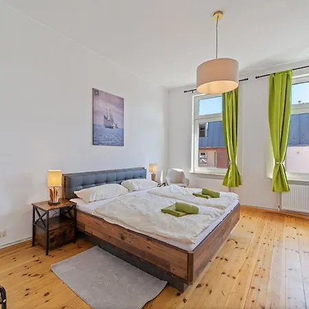 Apartment Infinity Stay: Bis Zu 6 Personen Zentrumsnah Wassernah Netflix Wilhelmshaven