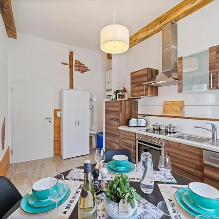 Infinity Stay: Bis Zu 6 Personen Zentrumsnah Wassernah Netflix * Wilhelmshaven