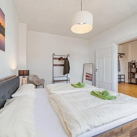 Apartment Infinity Stay: Bis Zu 6 Personen Zentrumsnah Wassernah Netflix