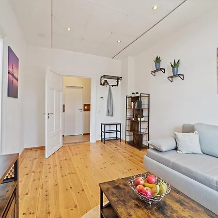 Apartment Infinity Stay: Bis Zu 6 Personen Zentrumsnah Wassernah Netflix