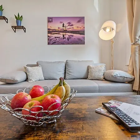 Infinity Stay: Bis Zu 6 Personen Zentrumsnah Wassernah Netflix *